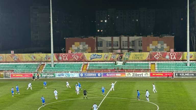 Знеструмлена Оболонь / Фото Валерії Цюпи Знеструмлена Оболонь / Фото Валерії Цюпи