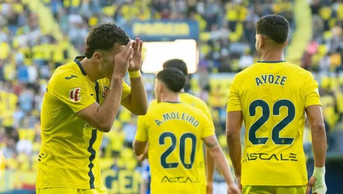 Під час матчу Ліги чемпіонів стався курйозний фейл – командам увімкнули не той гімн (ВІДЕО) Під час матчу Ліги чемпіонів стався курйозний фейл – командам увімкнули не той гімн (ВІДЕО)