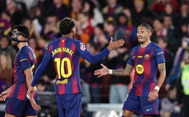 Барселона с дублем Рафиньи дожала Осасуну и увеличила отрыв от кризисного Реала