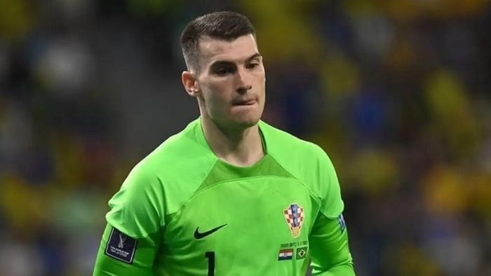 Конкурент Крапивцова устроил бунт в Жироне –наотрез отказывается выходить на поле