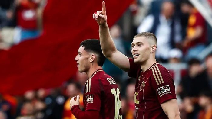 Маркевич вынес вердикт Довбику – Рома готова попрощаться, шанс лишь в одном топ-чемпионате