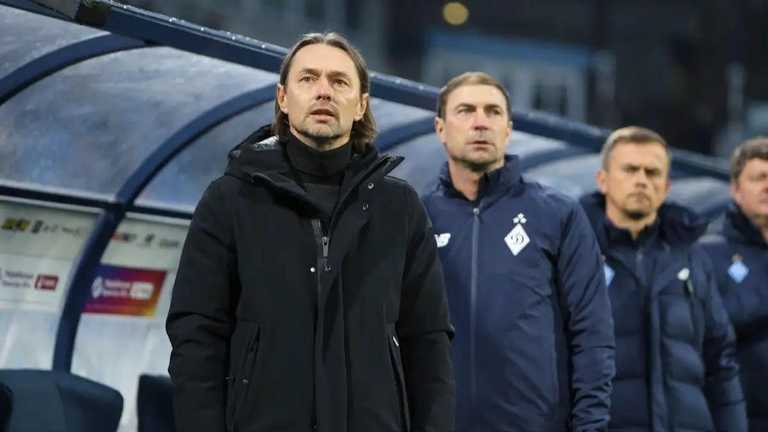 Ігор Костюк із асистентами / фото: ФК Динамо Київ Ігор Костюк із асистентами / фото: ФК Динамо Київ