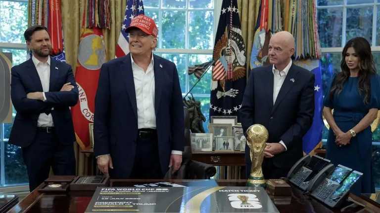 Дональд Трамп и Джанни Инфантино / Getty Images Дональд Трамп и Джанни Инфантино / Getty Images