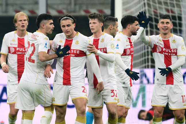 Мілан – Дженоа / Фото Getty Images 