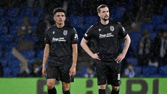 Легенды Шахтера и Динамо узнали соперников в 1/16 Лиги Европы – все результаты жеребьевки Легенды Шахтера и Динамо узнали соперников в 1/16 Лиги Европы – все результаты жеребьевки