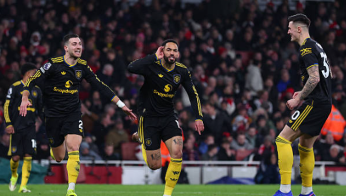 МЮ переміг Арсенал у гольовому трилері та повернувся до топ-4 АПЛ МЮ переміг Арсенал у гольовому трилері та повернувся до топ-4 АПЛ