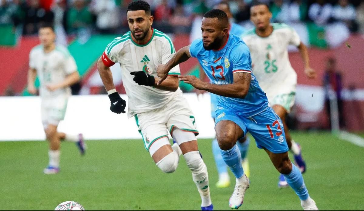 Алжир дотиснув ДР Конго / Фото Abdel Majid BZIOUAT / AFP via Getty Images