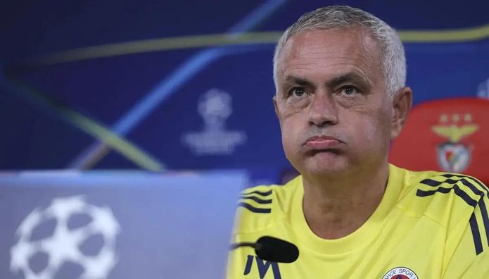 Моурінью пішов на радикальні методи після вильоту Бенфіки з Кубка ліги – постраждали всі