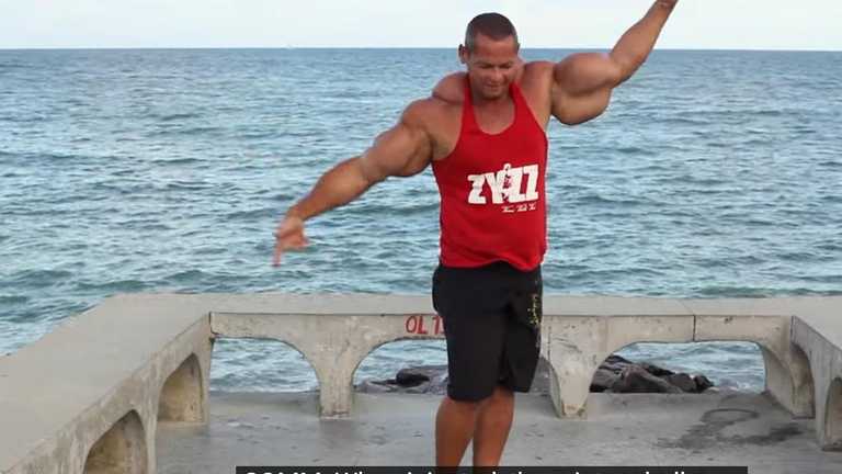 Арлиндо де Соуза / Скриншот из видео Арлиндо де Соуза / Скриншот из видео