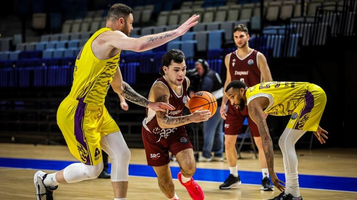 Хапоель Холон – Трапані / Фото championsleague.basketball