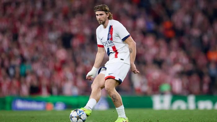 Сабо знайшов винного у спаді Забарного в ПСЖ: "У Борнмуті він був свій"