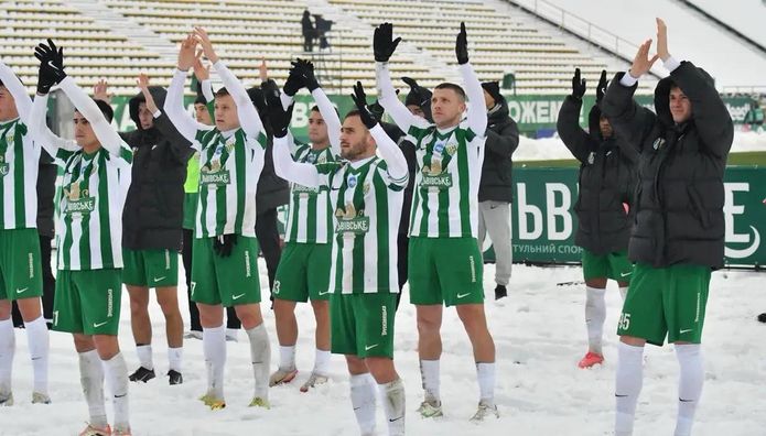 Карпати здобули дебютну перемогу з новим тренером – шедевр запустив розгром проти екс-клубу