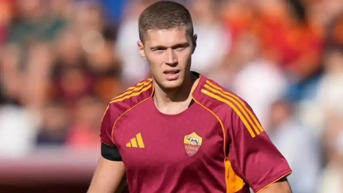  Головний тренер збірної України розкрив правду про Довбика в Ромі: "Він не потрібний – треба шукати команду"