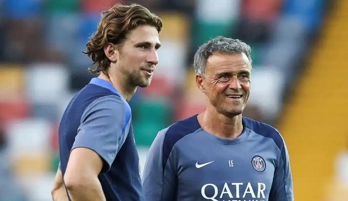 Луїс Енріке став на захист Забарного після нещадної критики українця від французьких ЗМІ