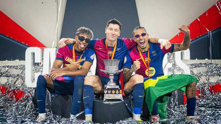 Ямаль, Лєвандовскі й Рафінья / Фото ФК Барселона Ямаль, Лєвандовскі й Рафінья / Фото ФК Барселона