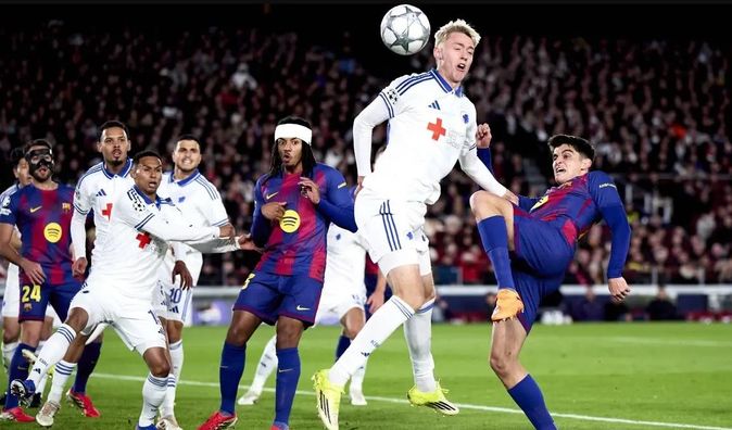 ПСЖ пролетів повз топ-8 ЛЧ, Яремчук у плей-офф, Спортінг потіснив Реал, розгром Барси