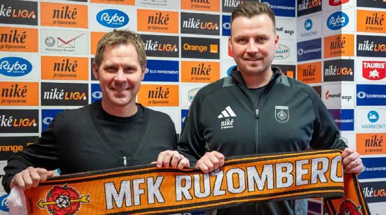 Томаш Хюбшман (слева) / Фото пресс-службы Ружомберка