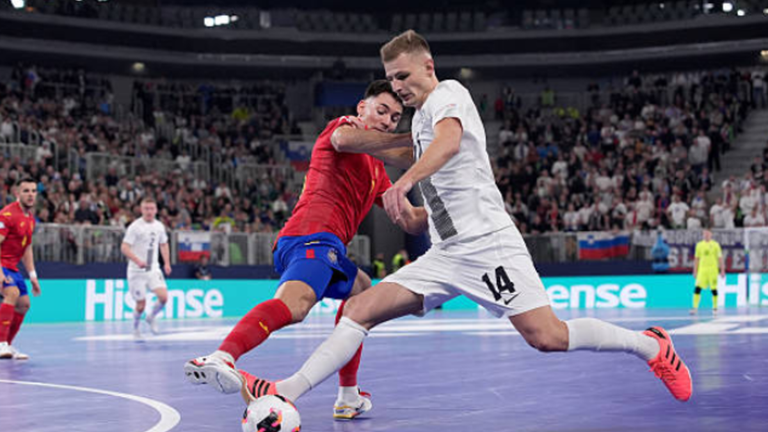 Словенія – Іспанія / Photo by Oliver Hardt - UEFA / Contributor via Getty Images Словенія – Іспанія / Photo by Oliver Hardt - UEFA / Contributor via Getty Images