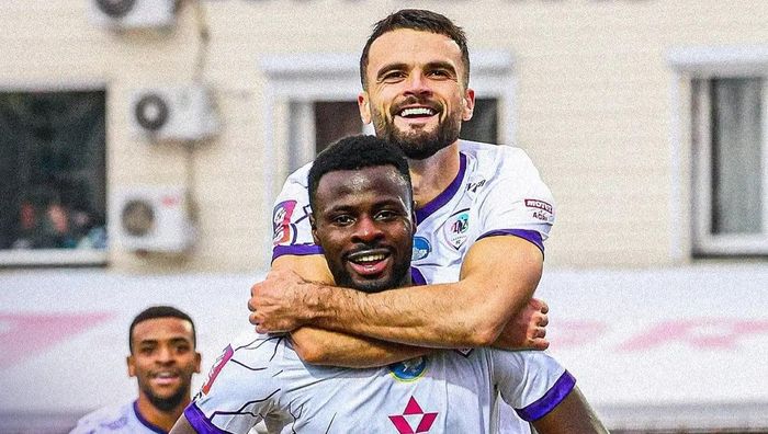 Экс-руководитель ЛНЗ признался, как нашел Проспера Оба и заманил его в Украину Экс-руководитель ЛНЗ признался, как нашел Проспера Оба и заманил его в Украину