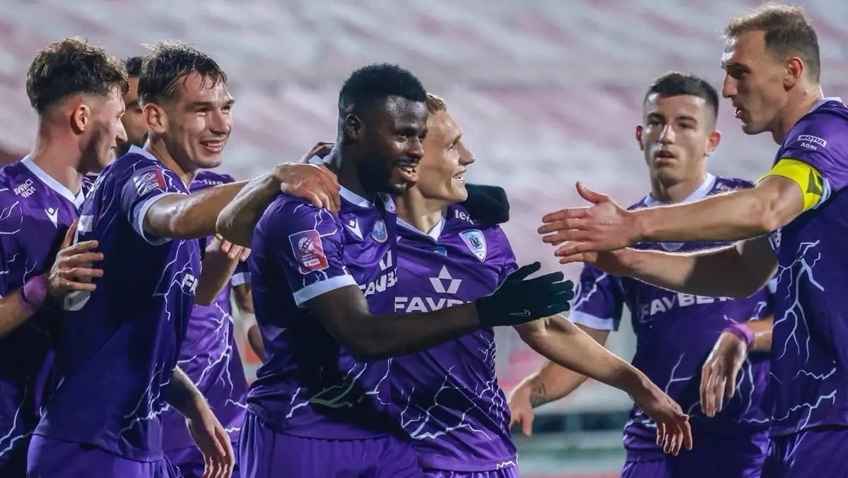 ЛНЗ / фото: ФК ЛНЗ