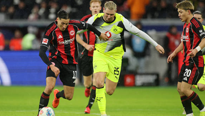 Боруссия Д в сумасшедшей перестрелке участников ЛЧ спаслась от поражения на последней минуте Боруссия Д в сумасшедшей перестрелке участников ЛЧ спаслась от поражения на последней минуте