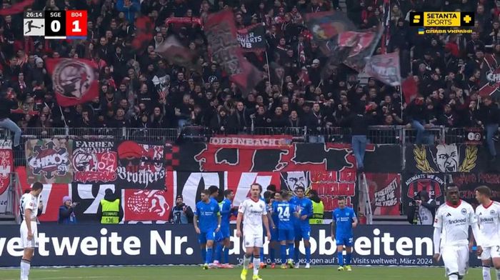 Бавария сенсационно потеряла очки с аутсайдером, Байер уверенно победил, РБ Лейпциг уступил андердогу