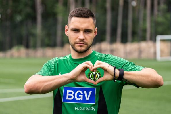 Полісся офіційно відсторонило Гуцуляка та іншу зірку від основної команди – відома причина