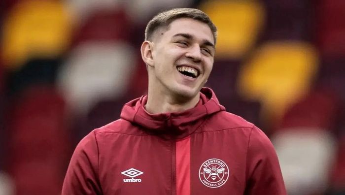 Ярмолюк забил дебютный гол в АПЛ и залетел в топ-5, Миколенко стал жертвой в матче с 2 удалениями Эвертона Ярмолюк забил дебютный гол в АПЛ и залетел в топ-5, Миколенко стал жертвой в матче с 2 удалениями Эвертона