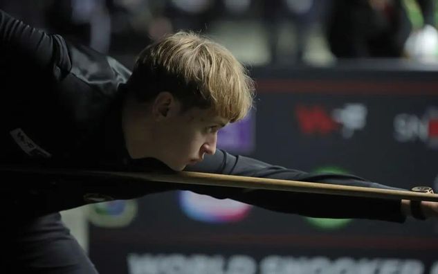 Украинец стал чемпионом мира по снукеру и получил мейн-тур