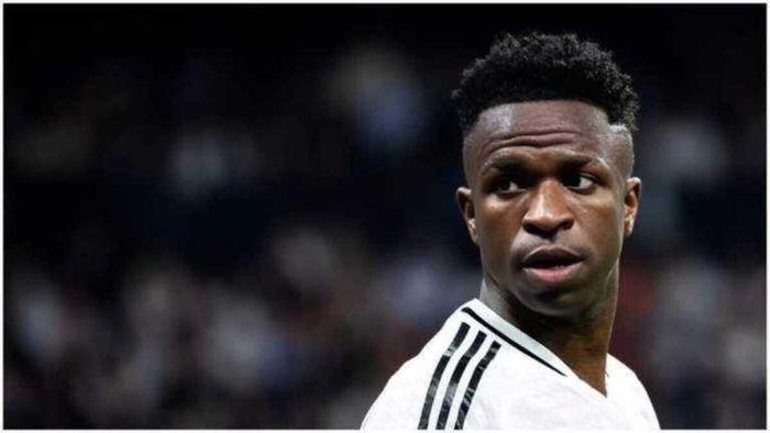 Винисиус провел отпуск в компании телезвезды, чье состояние оценивается в 400 миллионов (ФОТО)