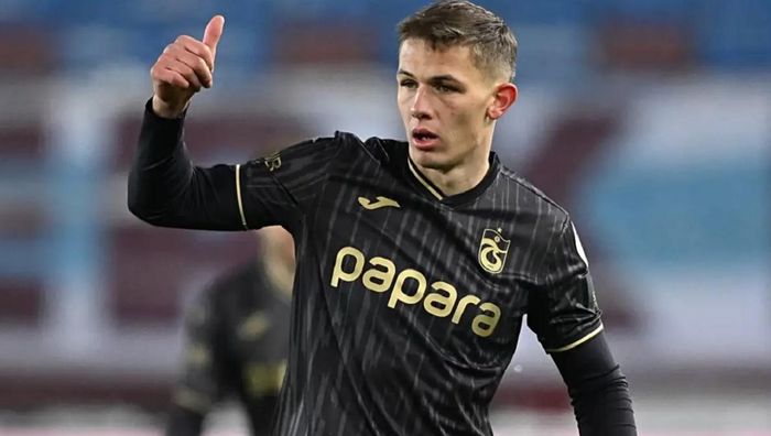 Сікан офіційно перейшов у Андерлехт Сікан офіційно перейшов у Андерлехт