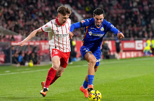 Жирона втратила очки проти аутсайдера у дебюті зіркового новачка – Ванат ледь не отримав вилучення