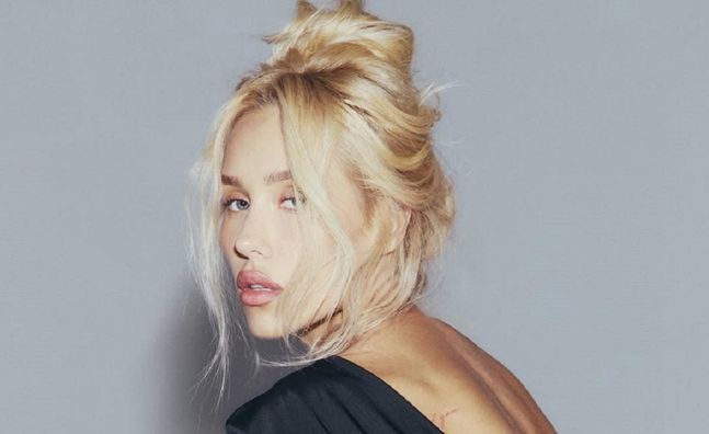 Суперпопулярная невеста Бражко поздравила его с Днем рождения и подколола хейтеров (ФОТО)