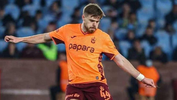 Ребров узнал, кто способен усилить защиту сборной перед игрой против Швеции Ребров узнал, кто способен усилить защиту сборной перед игрой против Швеции