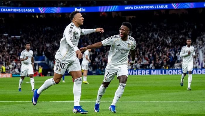 Реал унизил Монако с россиянином в составе в сумасшедшем матче с 7 голами, Тоттенхэм обыграл Боруссию Д в Лиге чемпионов Реал унизил Монако с россиянином в составе в сумасшедшем матче с 7 голами, Тоттенхэм обыграл Боруссию Д в Лиге чемпионов