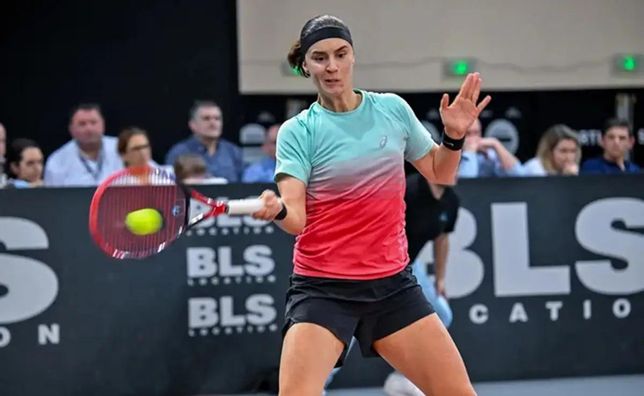 Калинина повесила "баранку" – видеообзор матча на пути к основе Australian Open