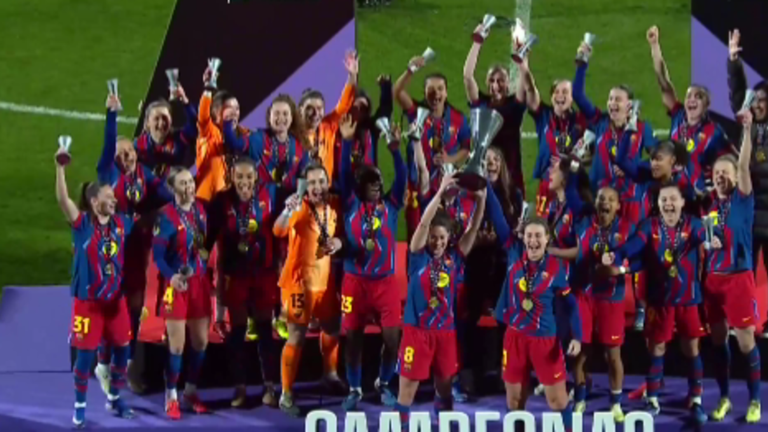 Барселона с титулом / Скриншот Барселона с титулом / Скриншот