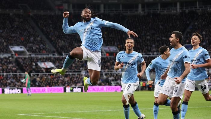 Ман Сіті впевнено здолав Ньюкасл і зробив заявку на фінал Кубка ліги – екс-партнер Забарного відразу виправдовує 70 млн