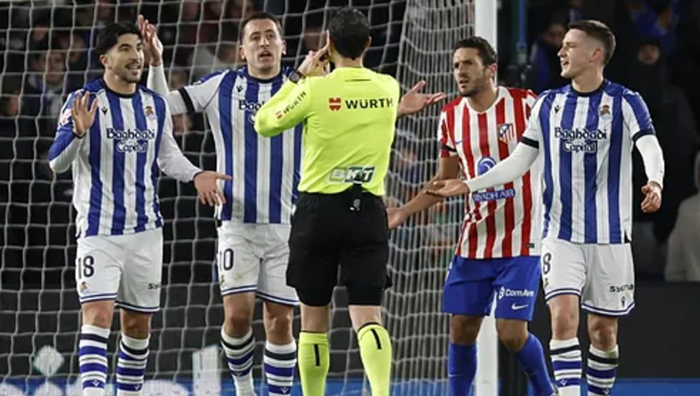 Атлетико внезапно потерял очки против соседей Цыганкова и Ваната перед матчем с Реалом – успешный дебют тренера Атлетико внезапно потерял очки против соседей Цыганкова и Ваната перед матчем с Реалом – успешный дебют тренера