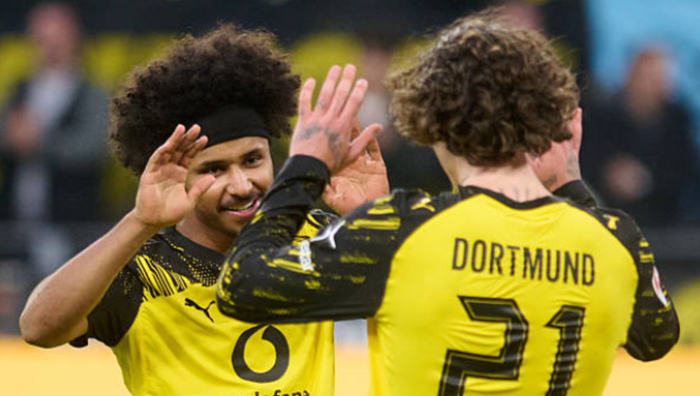 Бундеслига: Боруссия Д вырвала победу у аутсайдера на последней минуте, гол Бургера прибил Байер Бундеслига: Боруссия Д вырвала победу у аутсайдера на последней минуте, гол Бургера прибил Байер