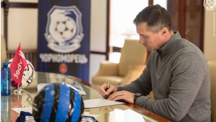 Черноморец официально назначил нового главного тренера Черноморец официально назначил нового главного тренера