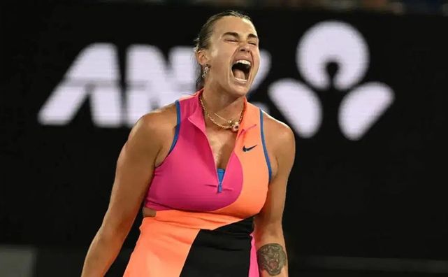 Соболенко розплакалася після втрати титулу Australian Open – фото емоцій