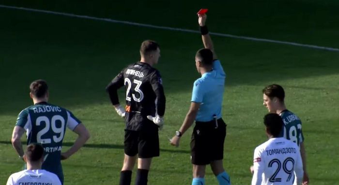 Полесье в меньшинстве выстояло против ката Шахтера – Бущан вышел из-за красной на 3-й минуте, подлый поступок поляков