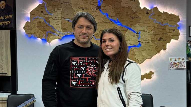 Притула и Олейникова / Фото Instagram.com/_drones4ua.org