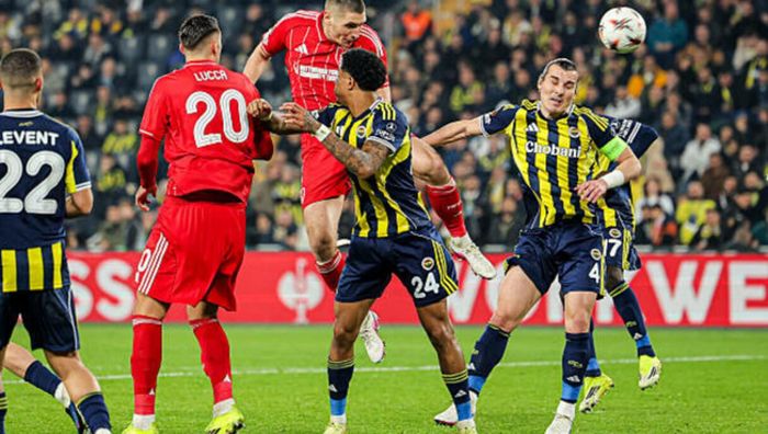 Лига Европы: экс-команда Зинченко победила в Стамбуле, домашнее поражение Динамо, гол+пас от легенды Ла Лиги Лига Европы: экс-команда Зинченко победила в Стамбуле, домашнее поражение Динамо, гол+пас от легенды Ла Лиги