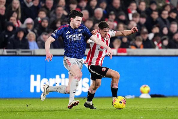 Арсенал потерял очки с командой Ярмолюка – "канониры" не сумели увеличить отрыв от Ман Сити