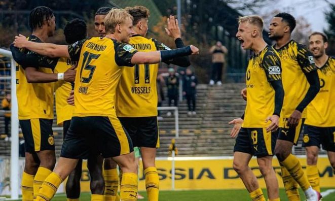 Полузащитник сборной Украины забил пушку за Боруссию Д и приобщился к разгрому (ВИДЕО)