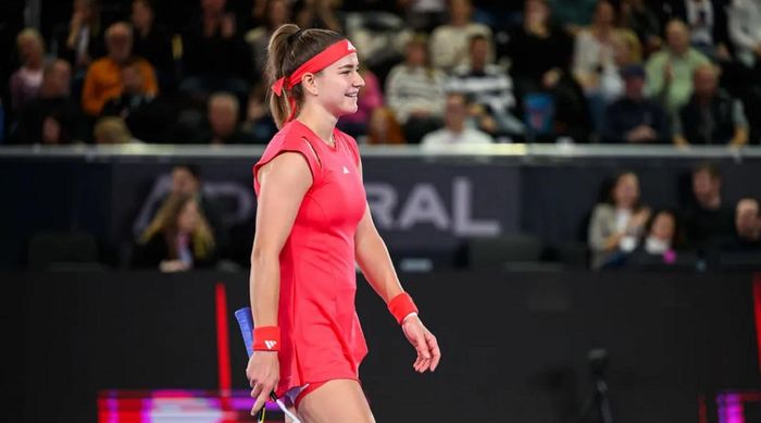 Чешка тенниситка стала чемпионкой супертурнира в Дохе, одолев в финале сенсационную канадку – крупнейший титул в карьере