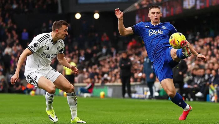 Автогол и ассист Миколенко в видеообзоре матча Фулхэм – Эвертон – 1:2 Автогол и ассист Миколенко в видеообзоре матча Фулхэм – Эвертон – 1:2