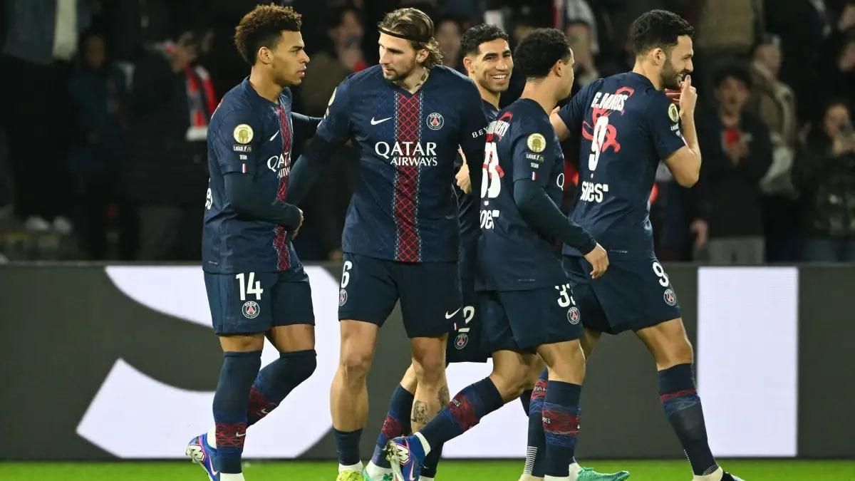 Гравці ПСЖ /  Photo by Bertrand GUAY / AFP via Getty Images
